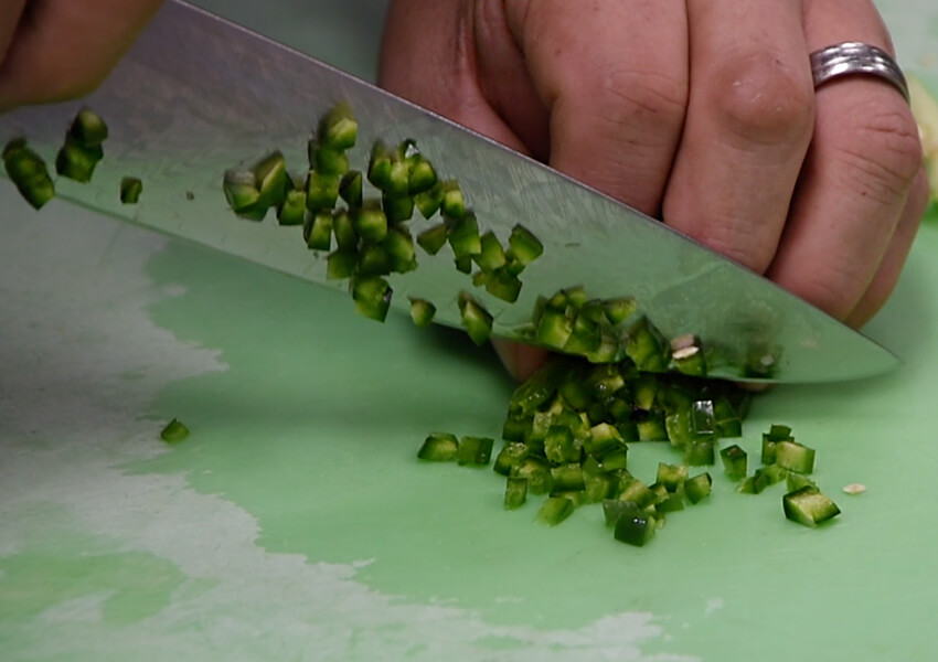 Signs of a Dull Kitchen Knife F.N. Sharp